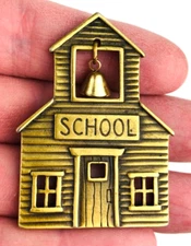 JJ School House Bell Brooch Jonette Jewelry Co Teacher Dress Pin  *Ka101
