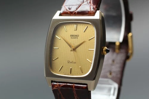 [Near MINT] Vintage SEIKO Dolce 5931-5341 Gold Quartz Men's Watch From JAPAN