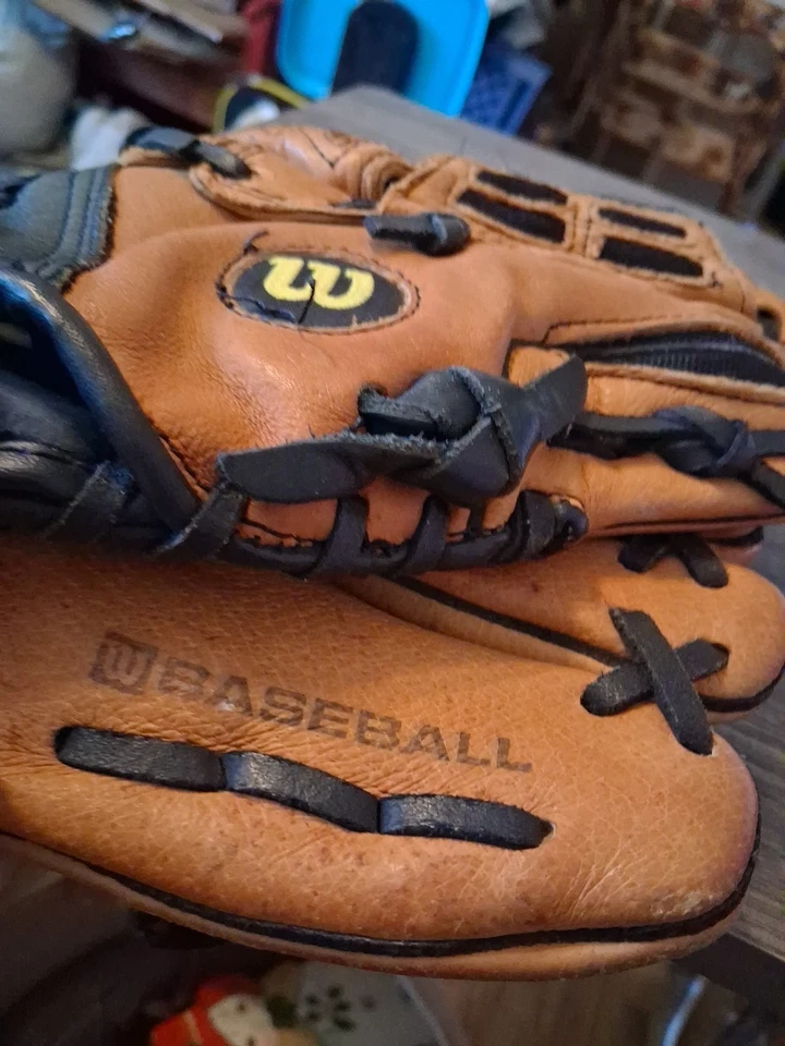 Béisbol juvenil Wilson Ezcatch 425 10 1\2 Foto 2 de 3