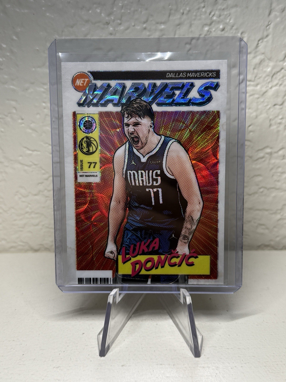 2023-24 NBA Hoops Premium Stock Luka Doncic Net Marvels Scope Prizm Case Hit!