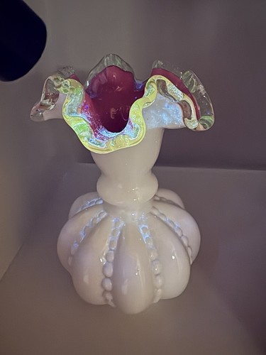 Fenton Peach Crest Ruffled Vase Dark Pink White Melon Beaded UV Reactive Edge - Picture 2 of 10