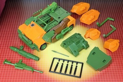 Vintage Hasbro Transformers G1 Deluxe Autobot Fahrzeug Roadbuster komplett