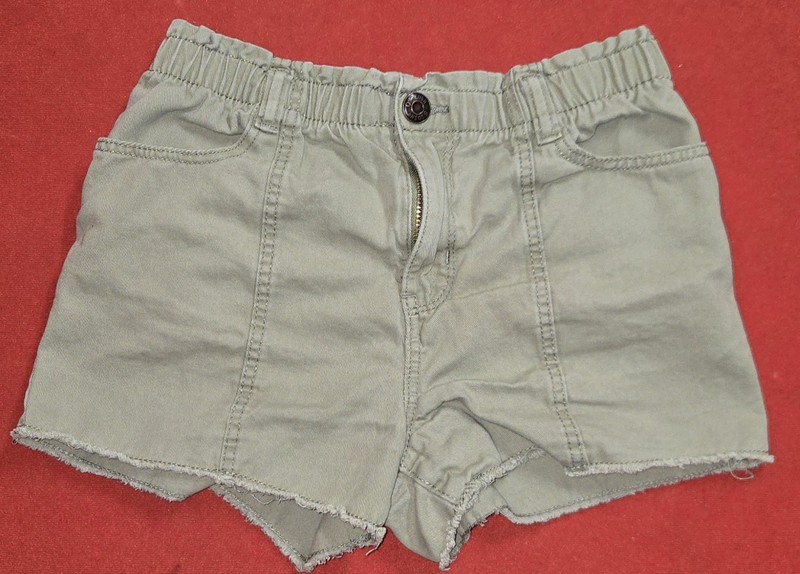 🌟 Osh Kosh B’gosh Girls Green Utility Shorts Size 8/8A