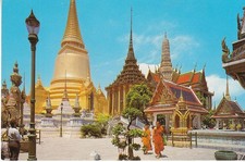 THA Bangkok The Golden Pagoda in the Emerald ...