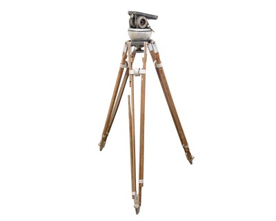 O'Connor C-440-0 Wooden Tripod with 100mm Bowl Mount, Arri Dove Tail Fluidhead