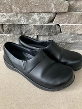 Klogs Mission Footwear Women’s 5W Black Slip Resistant