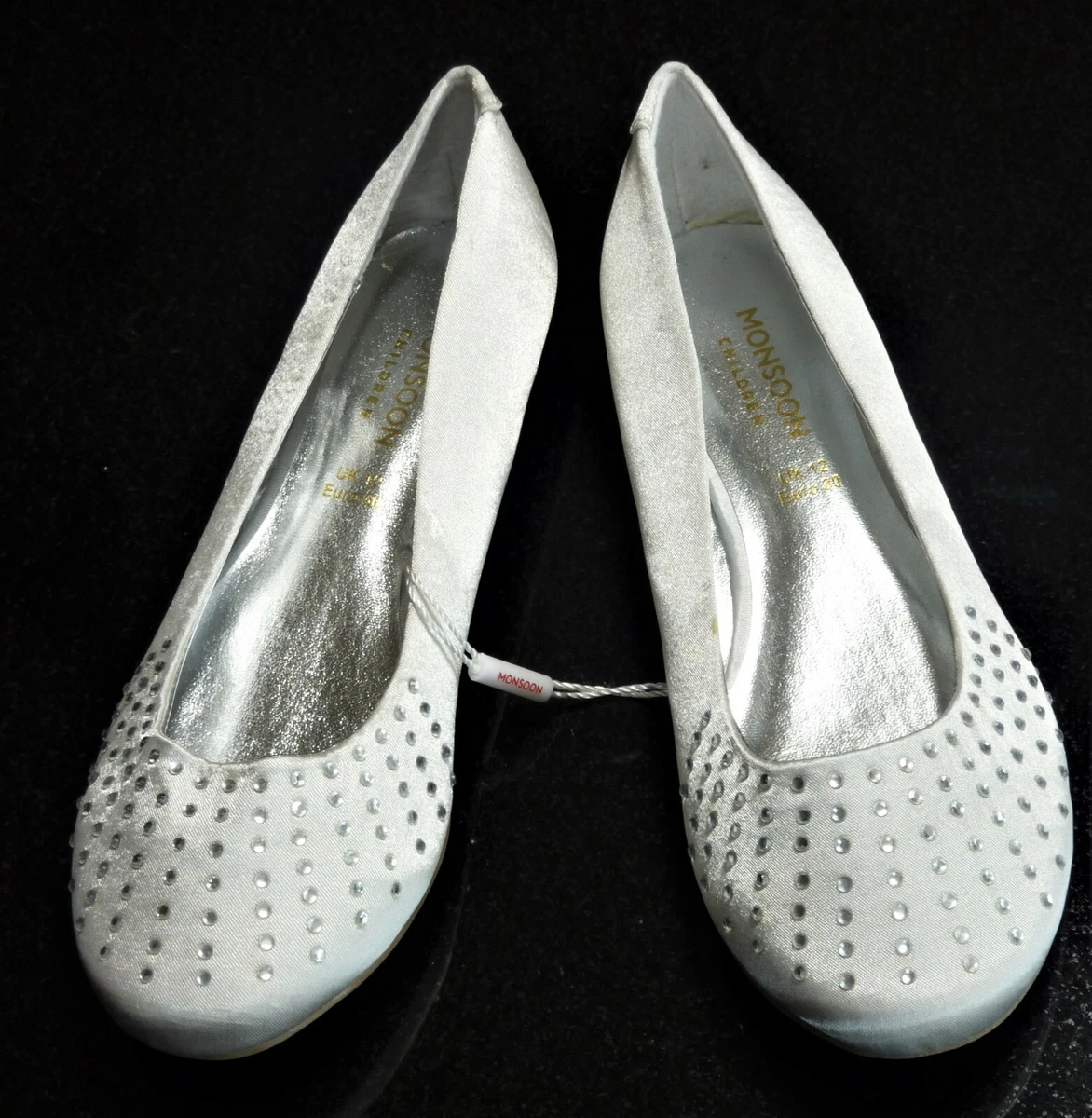 Girls clearance ivory flats