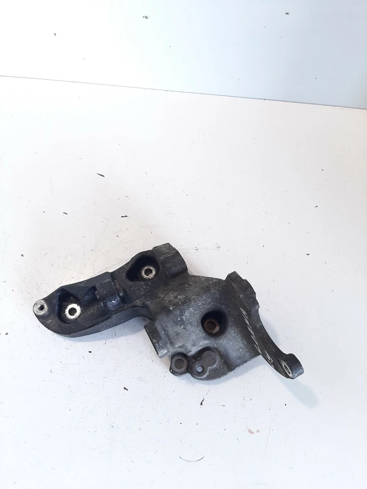 Suzuki Liana Holder Bracket Genuine 1.4 Ddis 2004 - Image 3 of 4
