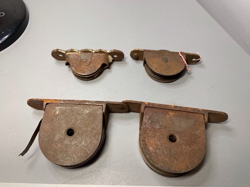 Lot of 4 Antique Vintage Windows Sash Weigh Rope Roller - Bild 2 von 5