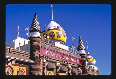 Photo:Mitchell South Dakota Corn Palace 1987 Dome Exterior