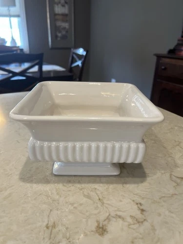 Vintage  Royal Haeger Ribbed Ivory Planter Or Vase Pedestal Style Rare MCM