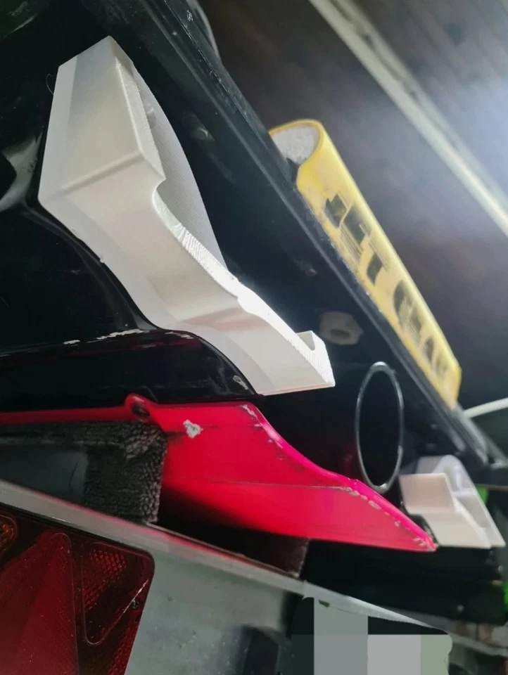 Extensiones de casco Kawasaki 440/550 - estabilidad y manejo mejorados Foto 3 de 3