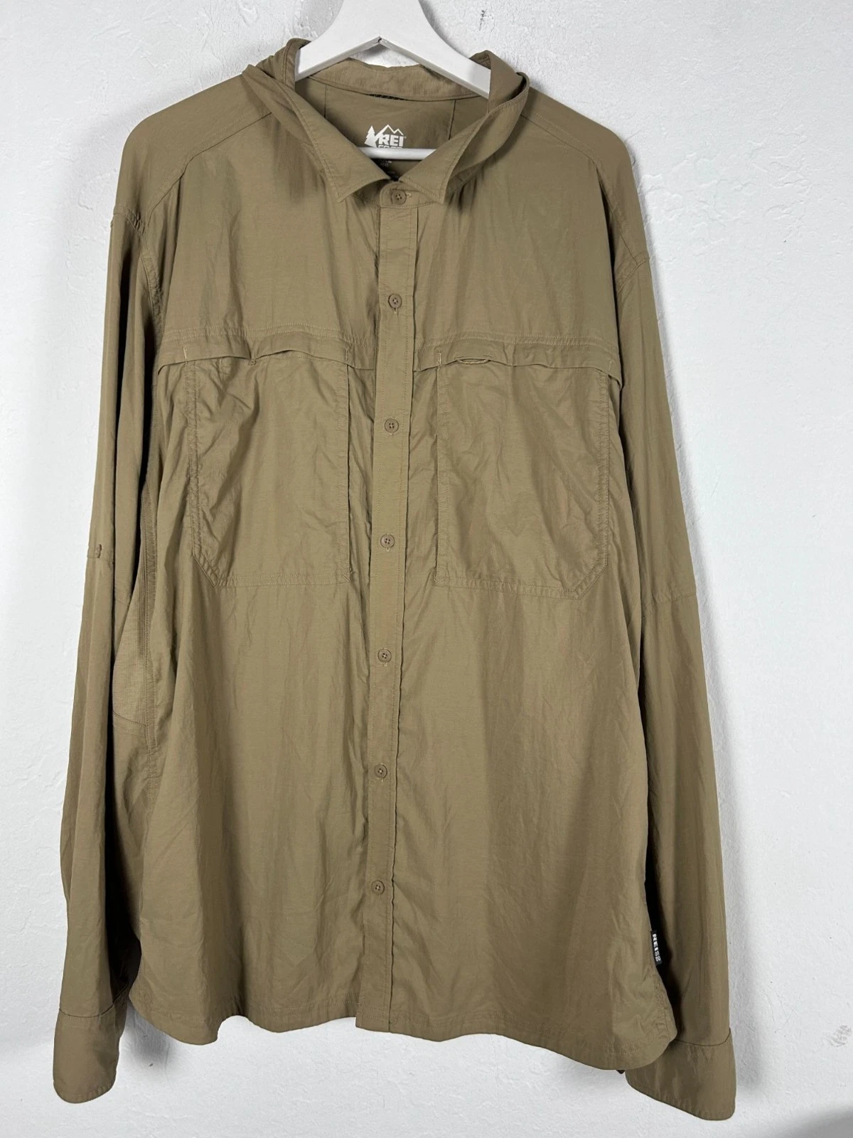REI Co-Op Mens XXL Tan Long Sleeve Button-Up Hiking Shirt Stretch Outdoor Pocket