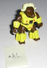 Vintage 1987 Hasbro Battle Beasts Series 3 - #64 MUSKY OX Figure (Water) (A1)