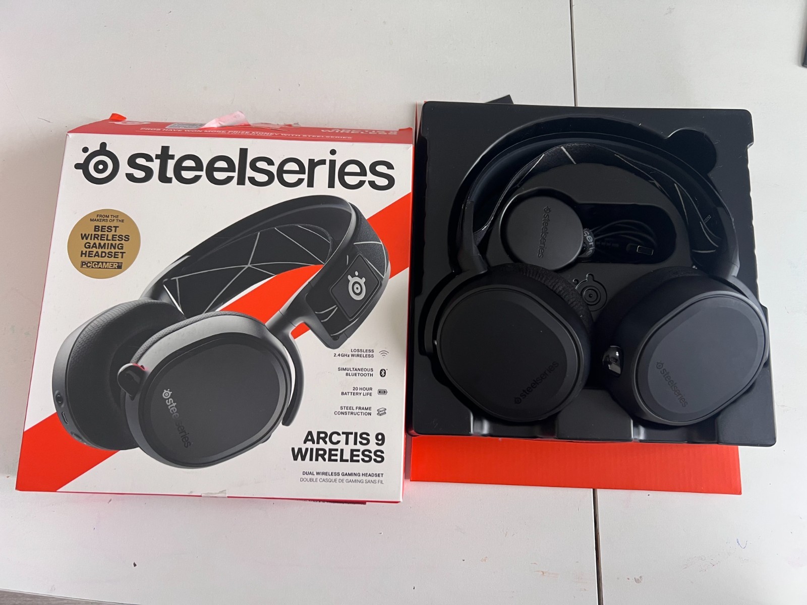 Casque Arctis 9 SteelSeries pour jouer sur PS5 et télétravailler en Bluetooth