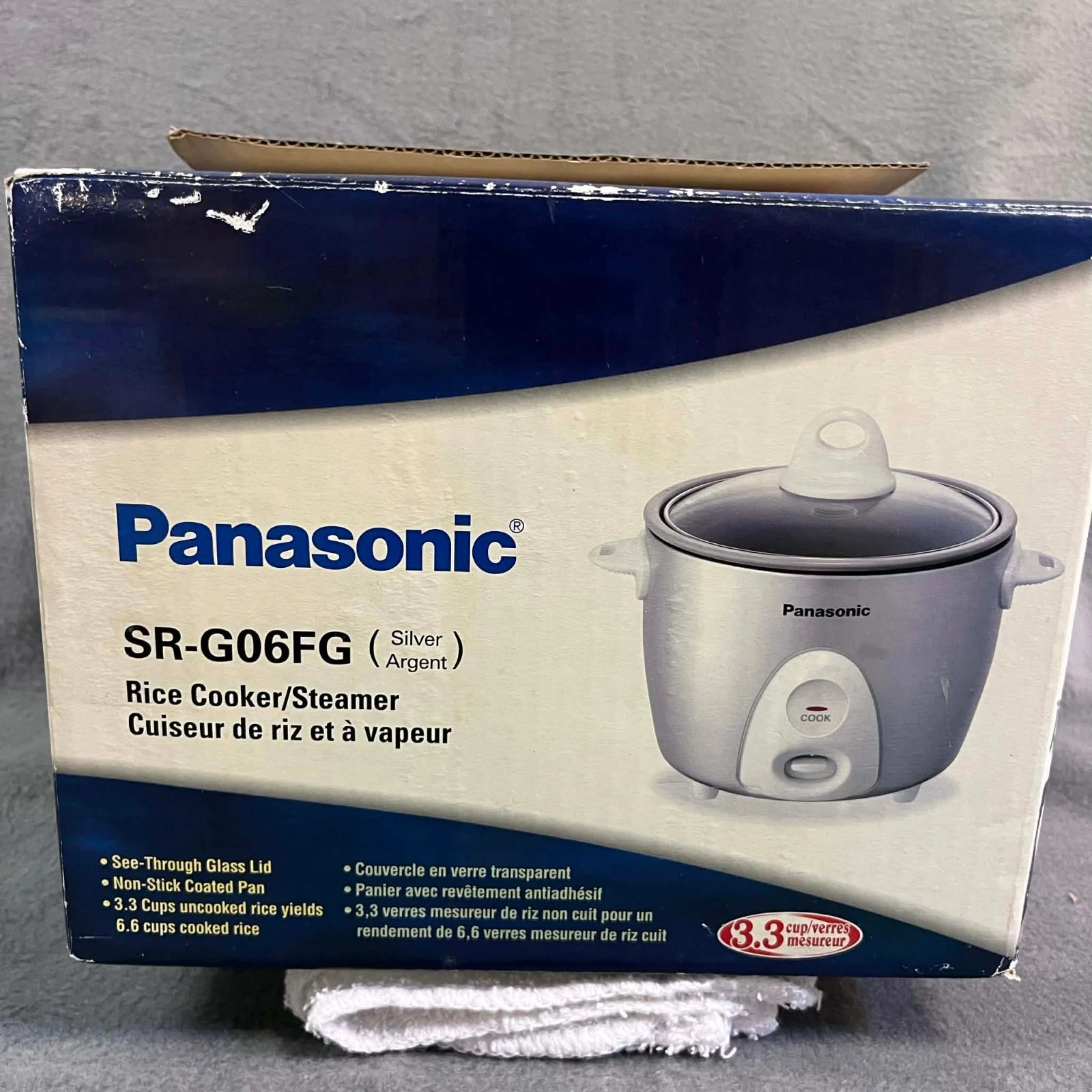 Panasonic SR-G06FG Automatic 3.3 Cup Rice Cooker Silver & White (New, Open Box)
