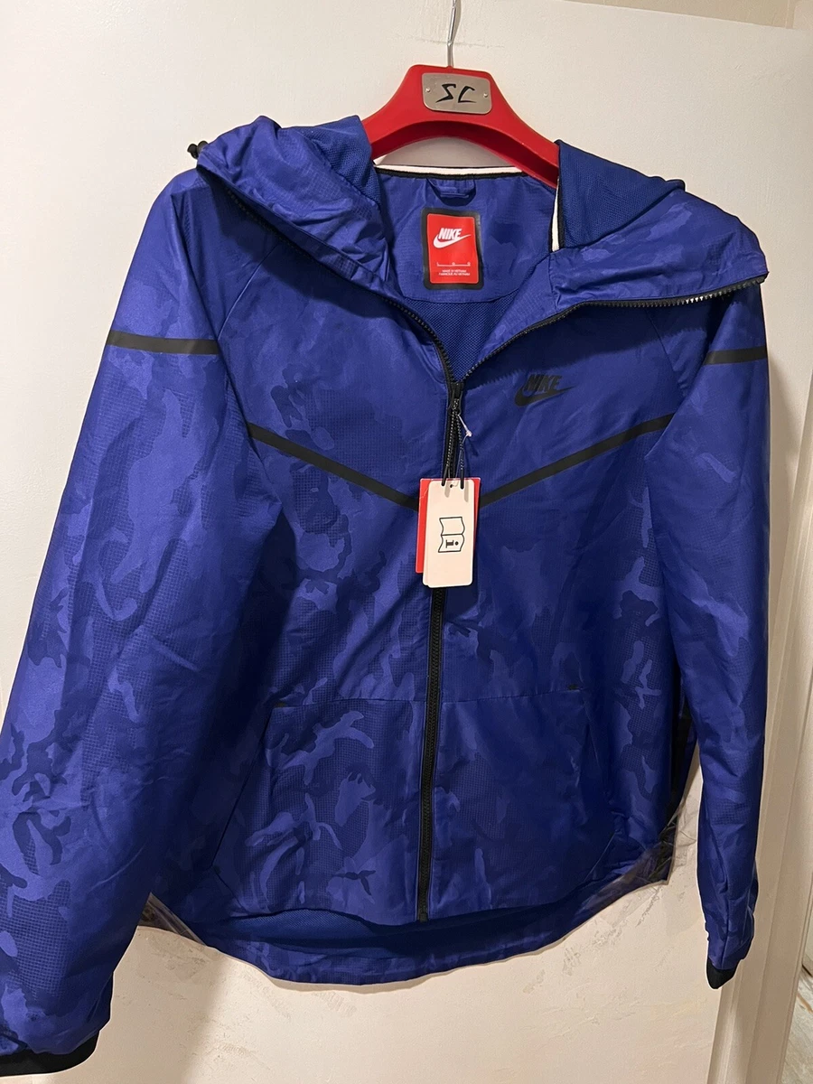 Nike tech sales windrunner camo