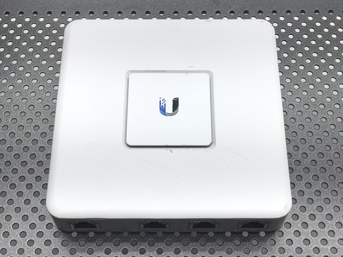 Ubiquiti Networks UniFi Security Gateway 1000Mbps Gigabit (USG) W/ Power Supply - Afbeelding 2 van 4
