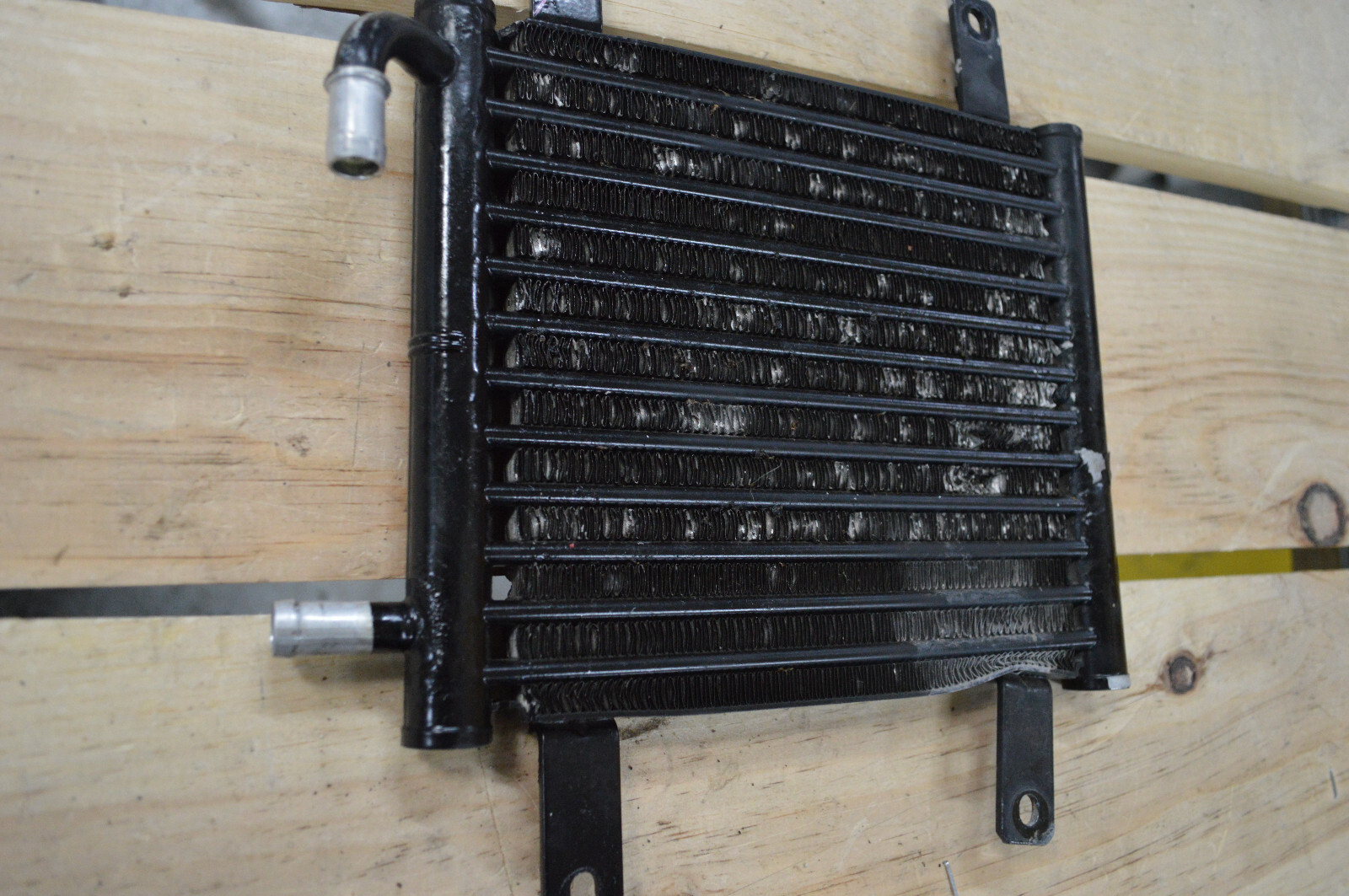 2008 2009 2010 2011 2012 2013 2014 AUDI R8 POWER STEERING OIL COOLER 420422886
