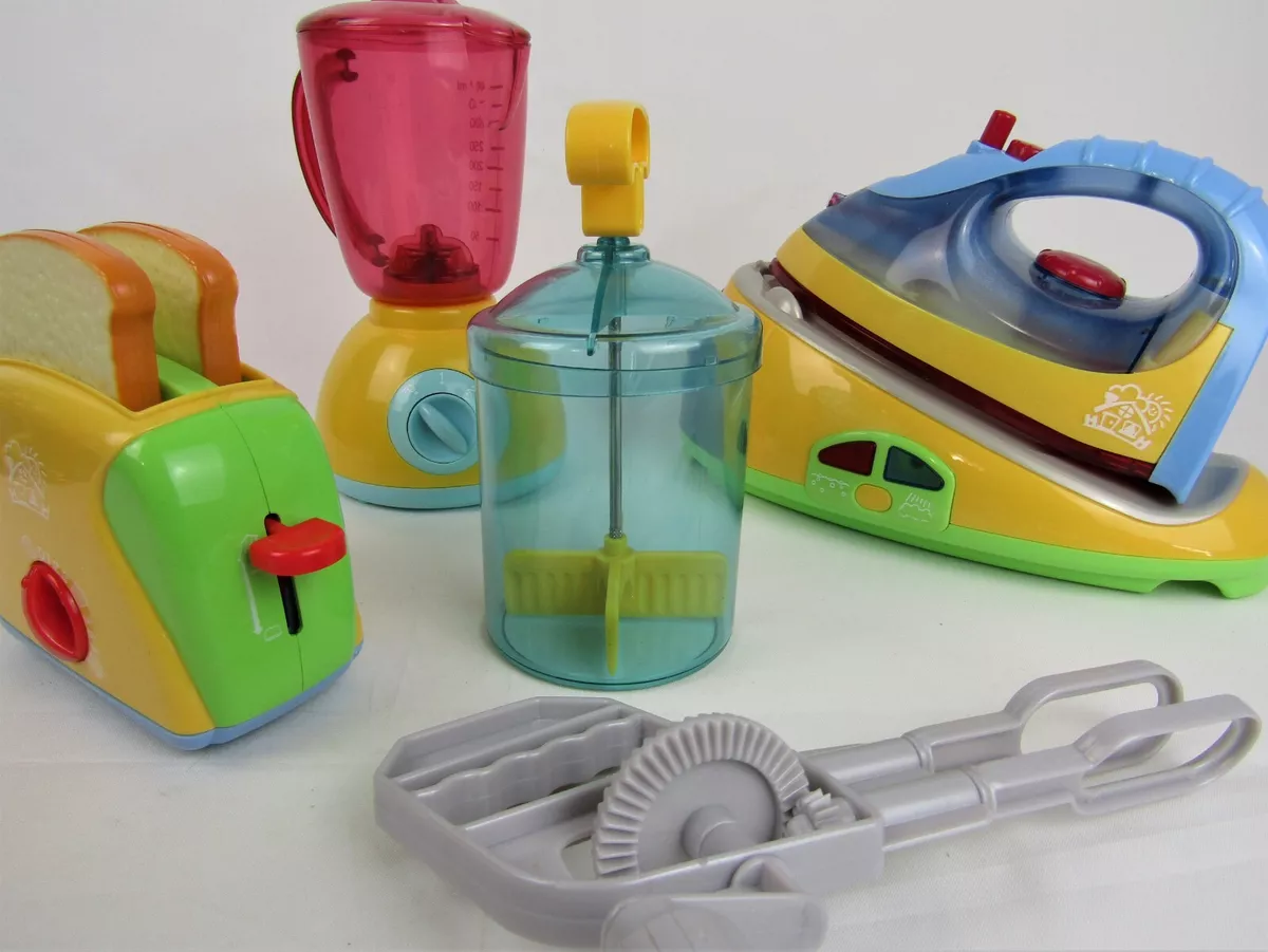 Playgo Toys Kitchen Pretend Blender Toaster Iron Mixer Battery Operated  Works