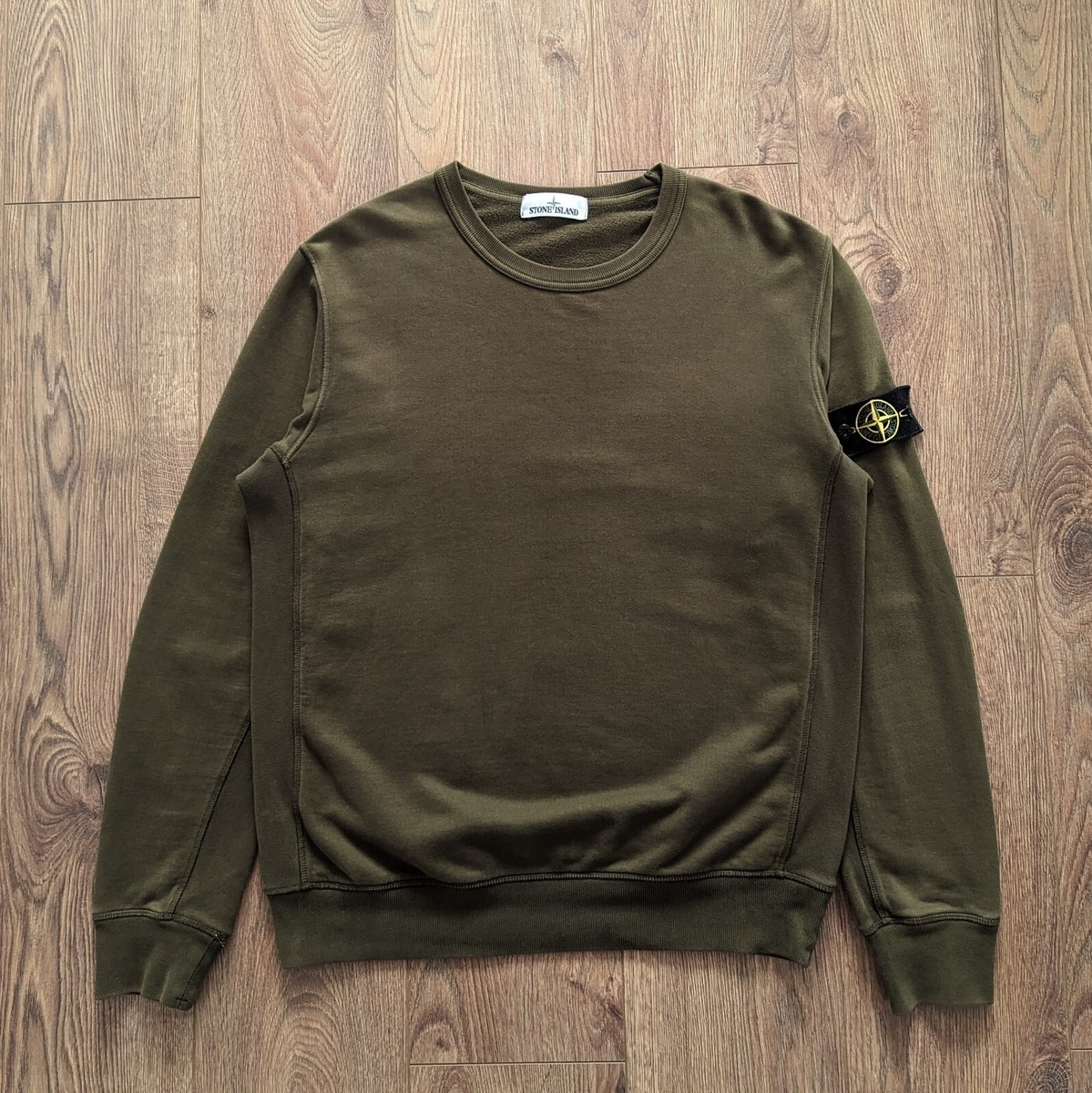 Stone Island Men's Sweatshirt Army Green Size XL Authentic Stone Island Men's Sweatshirt Army Green Size XL Authentic