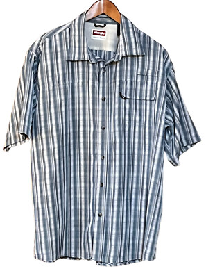 Wrangler Men s Extra Large XL Plaid Short Sleeve Shirt