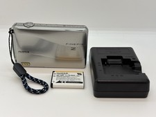 Fujifilm FinePix Z700EXR Digital Camera 12.0MP 5x Zoom Silver From Japan / Exc 