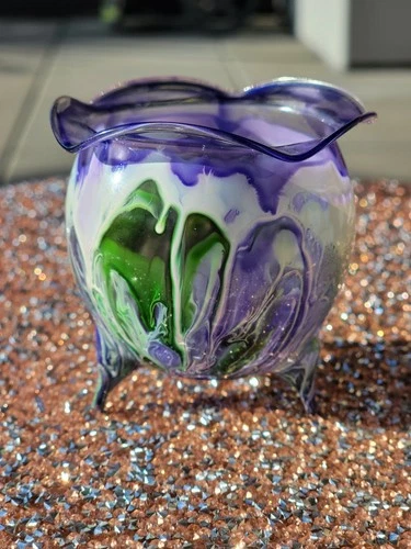 Vtg Fenton Style  Art Glass hand blown Purple Green Three Footed Rose Bowl 3x3