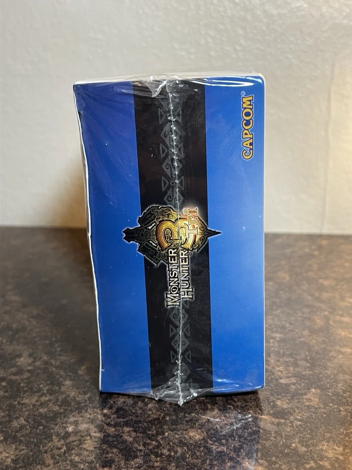 NEW Nintendo Wii Monster Hunter 3 Tri Limited Box Classic Controller Pro READ - Image 4 of 4