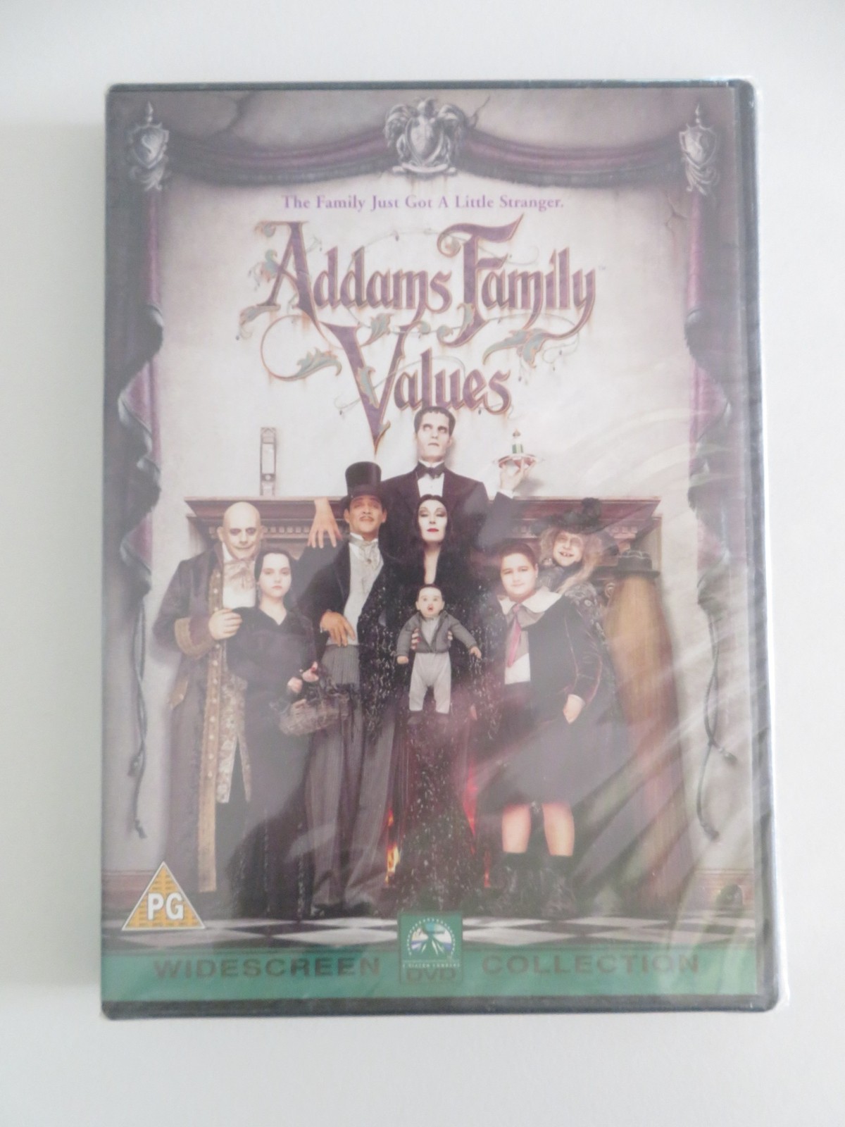 ADDAMS FAMILY VALUES (DVD) ANJELICA HUSTON RAUL JULIA 1993 REGION 2