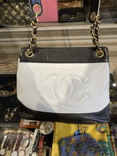 Vintage Chanel White Caviar Quilted Leather Medallion Tote Gold Hardware Handbag