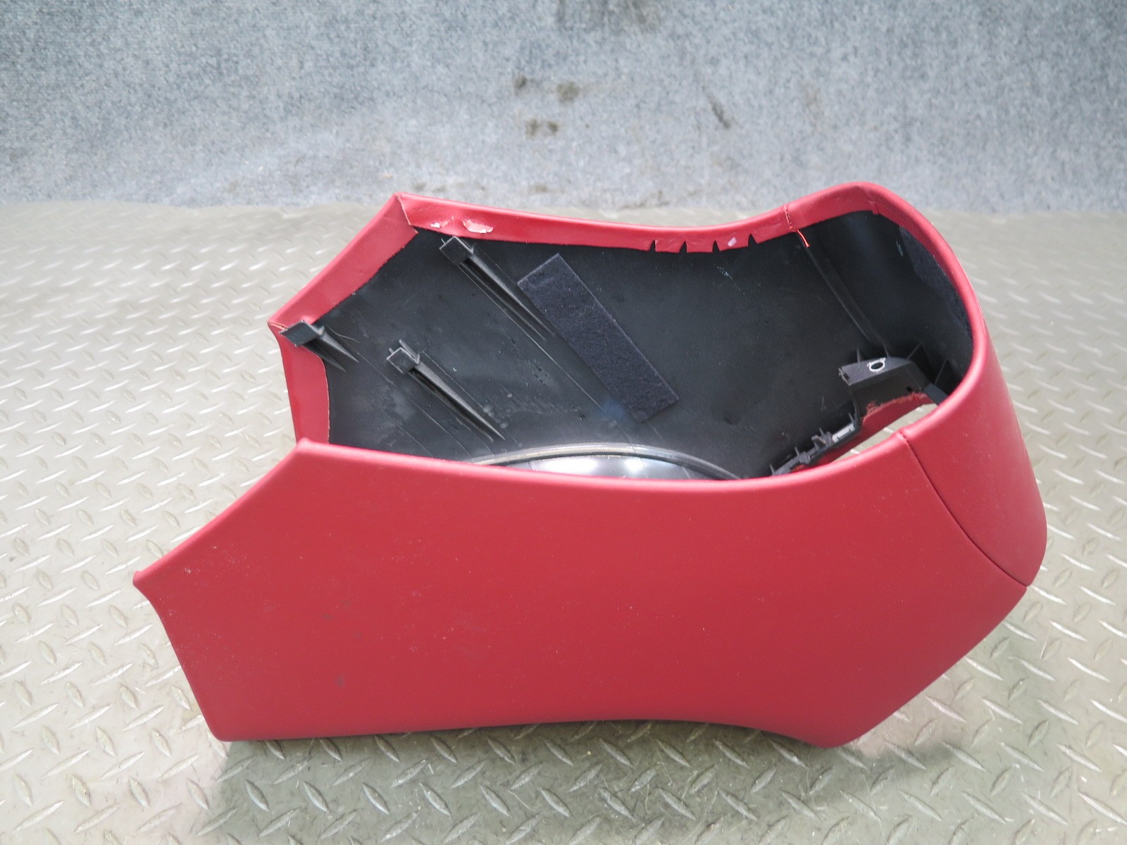 2017-2020 MASERATI LEVANTE M161 REAR CENTER CONSOLE TRIM COVER PANEL