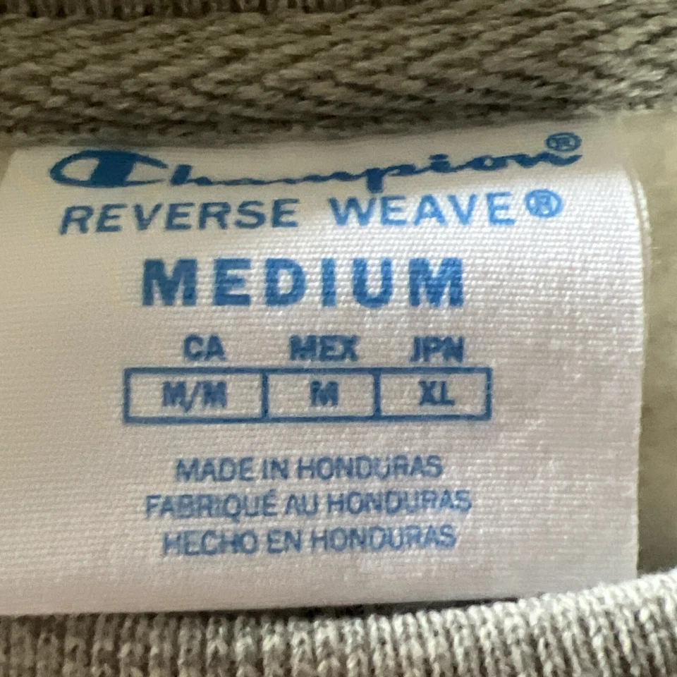 Sudadera vintage Champion tejido inverso para mujer gris medio polar estampado de logotipo Foto 2 de 4