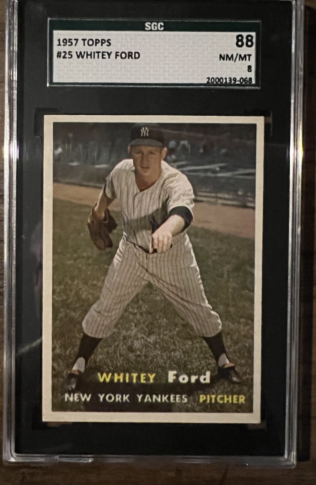 1957 Topps Whitey Ford #25 SGC 8 NM-MT