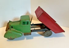 Kingsbury or Wyandotte? Pressed steel toy truck vintage diecast 10"