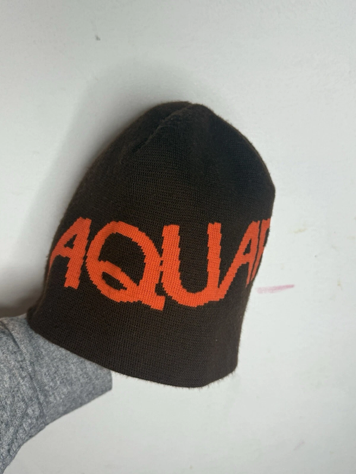 Ancien bonnet zodiaque suprême 2002 Verseau rare