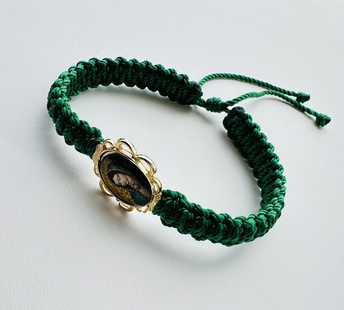 Pulsera Verde Con La Virgen De Guadalupe Full Color Tejida A Mano Doble Macramé - Picture 6 of 10