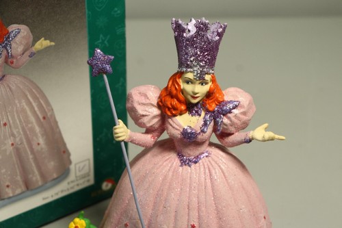 Rare-The Good Witch Wizard of Oz - Kurt Adler Table Top Resin Figurines - Picture 4 of 6