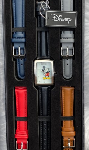 Disney Mickey Mouse WATCH Gift SET & 5-Color LEATHER BANDS New In GIFT BOX - Picture 2 of 11