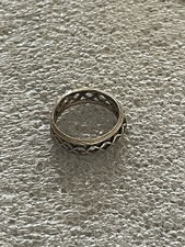 Vintage sterling silver design band size 4.5