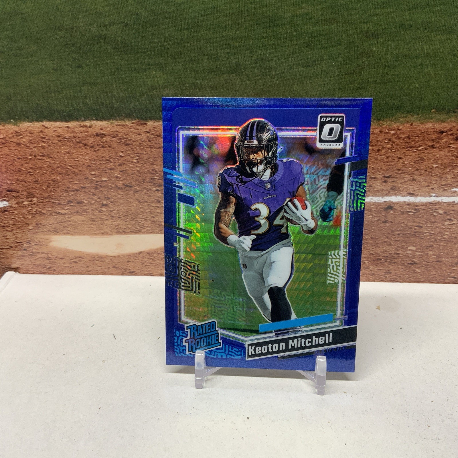 2023 Panini Donruss Optic Rated Rookie Blue Hyper Prizm Keaton Mitchell #207 RC