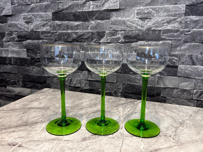3er Set Vintage Luminarc Französisch. Grüner Stiel Hock Weingläser.