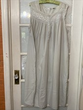 Eileen West white Sleeveless 100% COTTON LAWN...