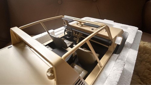 Kyosho 1/18 Lamborghini Cheetah Khaki - Picture 4 of 16