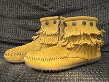 MINNETONKA Women s Double Fringe Side Zip Boot Moccasin Tan Suede