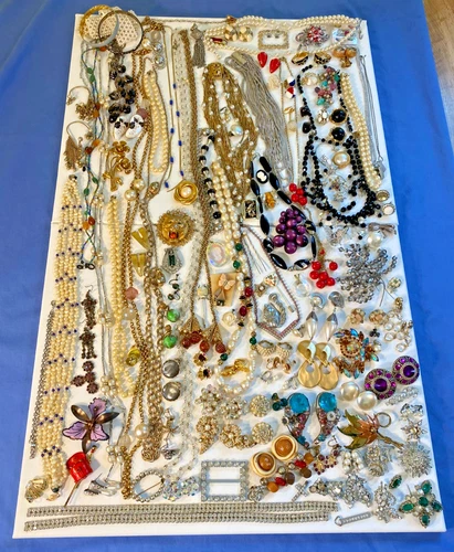 Grandma's Costume Jewelry Lot Wide Variety Neat Vintage Pieces 50+ MUST SEE!!