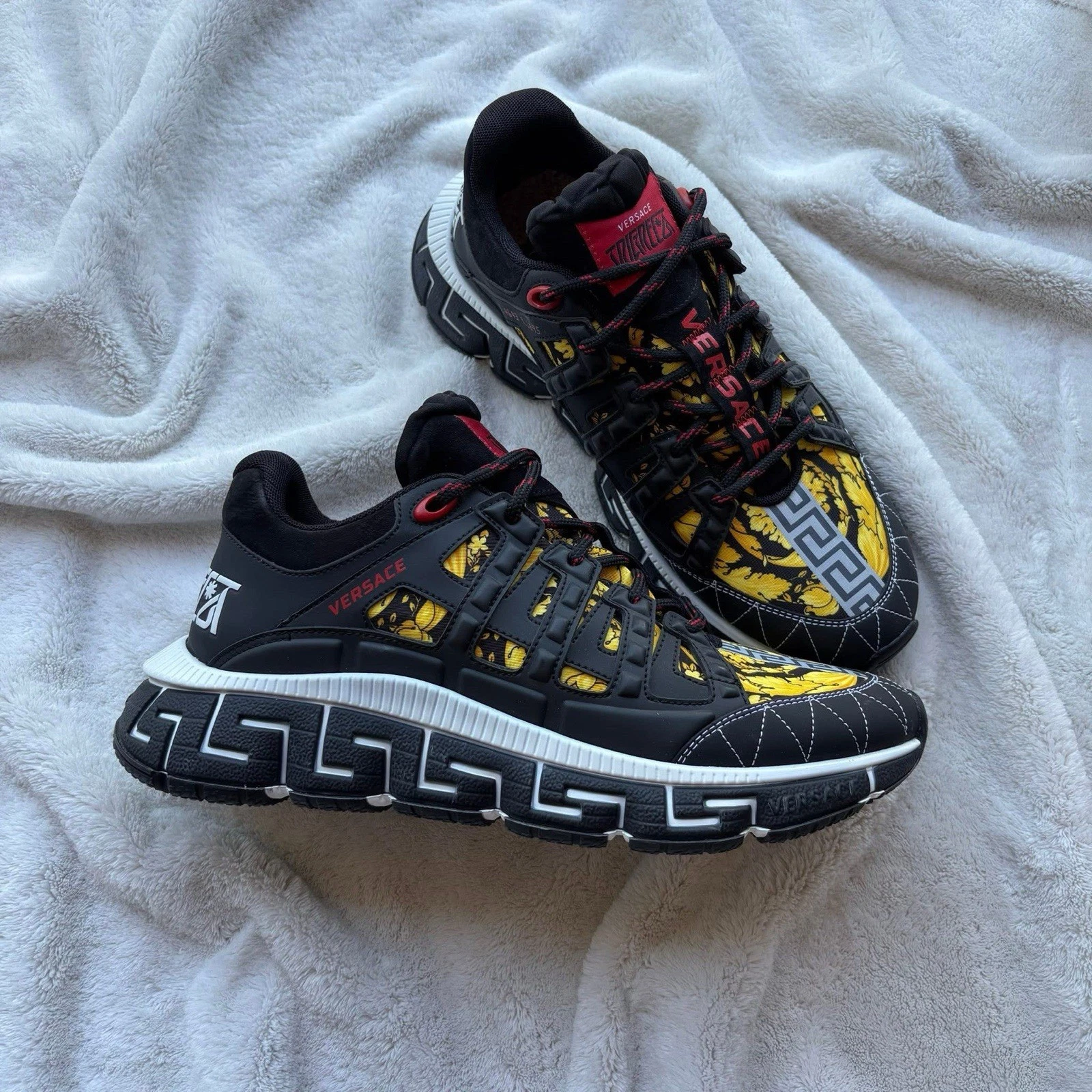 Versace — Versace TriGreca Gold/Red/Black Lace Sneakers - $1140 Retail - New - Authentic