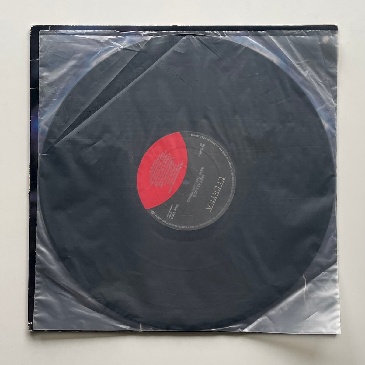 メタリカ Ride The Lightning 輸入盤レコード s-l400.jpg