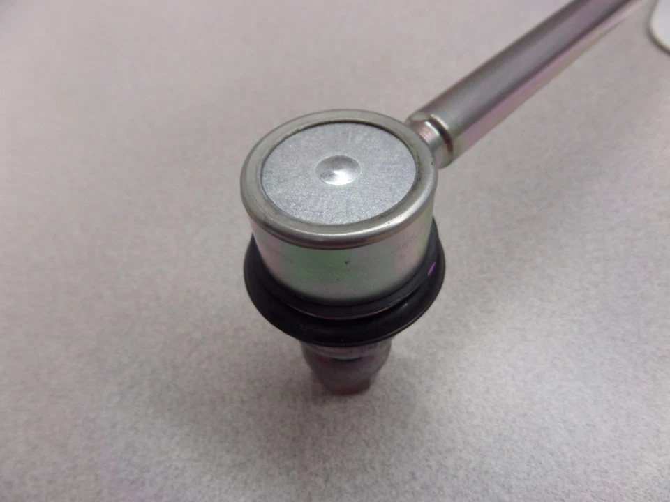 Toyota Rav4 Scion tC xB iM Front Sway Bar Links Genuine OEM OE - Image 3 of 4