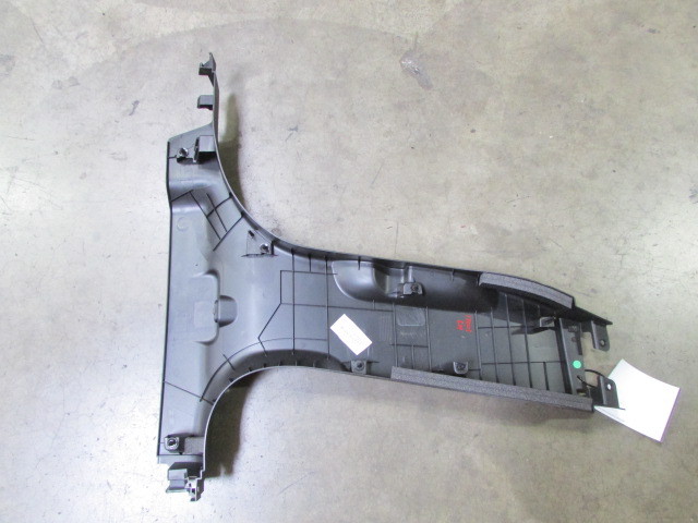 Maserati Ghibli, LH, Left B-Pillar Trim Panel, Black, Used, P/N 6700204060